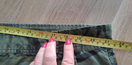 Nenosené maskáčové kraťasy, 44 / xxl