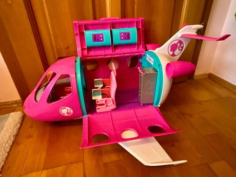 Barbie lietadlo, 
