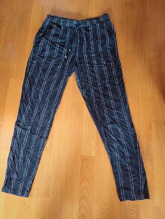 Nohavice, 36