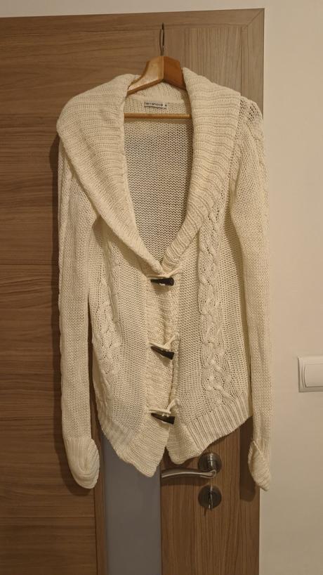 Krémový sveter, m