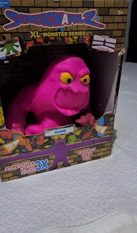 Gumová interaktívna príšera,