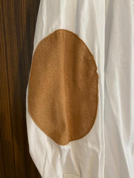 Biela košeľa s nášivkami na lakťoch (s), 36