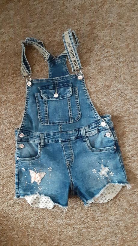 Kratase riflove na traky krasne, 146