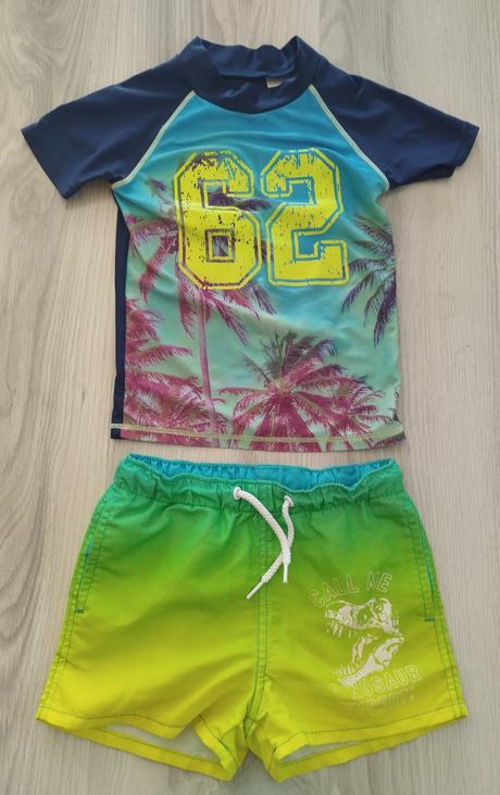 Plavky a tričko do vody, 98