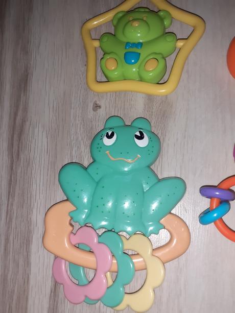 Hrkálky 8 ks, cena za kus 50 centov,