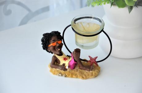 Soška so svietnikom, 