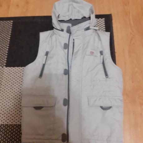 Vestička bez rukávov, 140