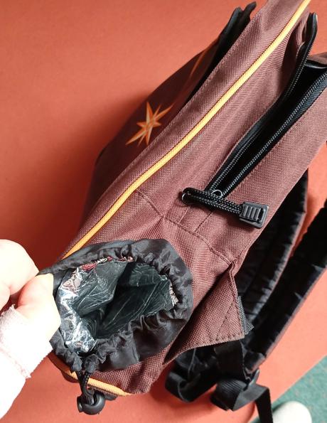 Ruksak s termoizolovaným vreckom na nápoje, 