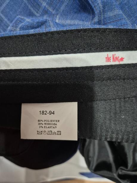 Chlapčenský oblek, 50