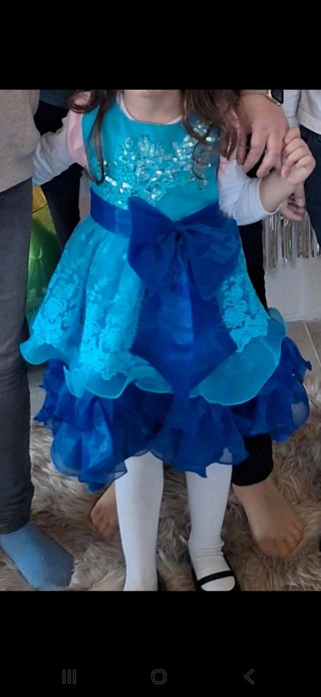 Prekrasne šaty, 110