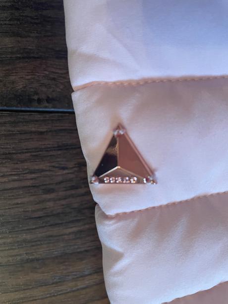 Jarna bunda guess, guess,164