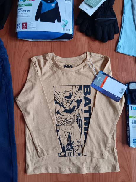 Nové tričká, tielka, mikiny, tepláky veľ. 98/104, 104–116 / 86–98