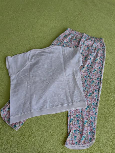 Minimálne nosené pyžamo next, top stav, next,122