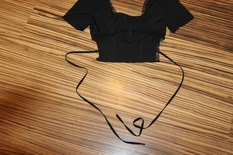 Krajkový uväzovací top v. s, s