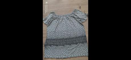 Sivé tričko so srdiečkami, 42 / xl