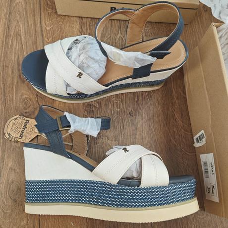 Nové námorné sandále na vysokej platforme, 38