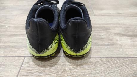 Kopačky v 35, adidas,35