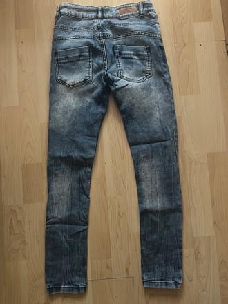 Chlapčenské rifle, 146