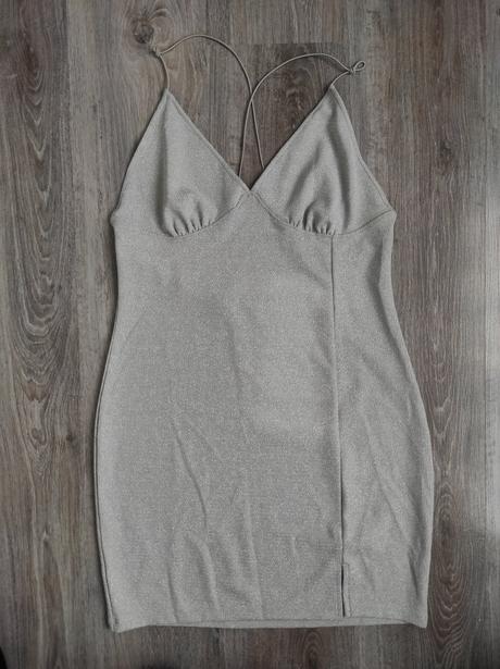 Strieborné elegantné šaty, l