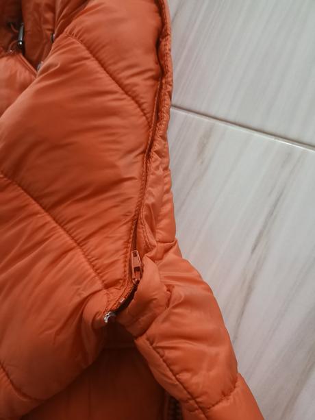 Guess bunda/vesta, veľ.m, guess,m