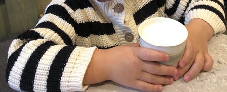 Krémovo - čierny pásikavý sveter 92/98, 92