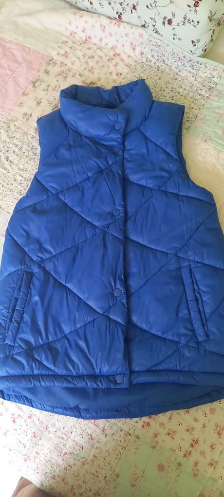 Zateplena vesta, reserved,140