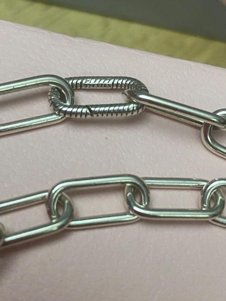 Pandora me náramky, pandora