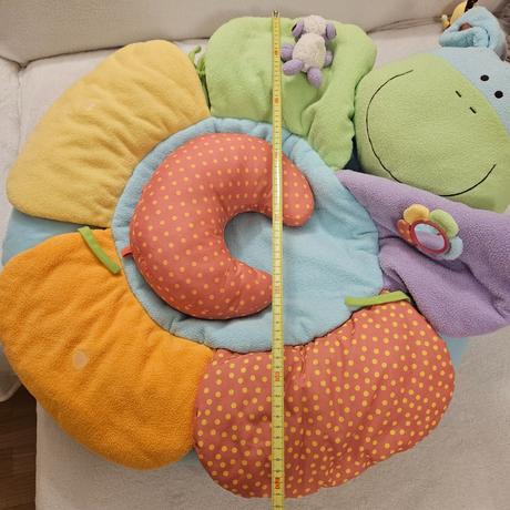 Podporná sedačka / vankúš na učenie si sadnúť, 