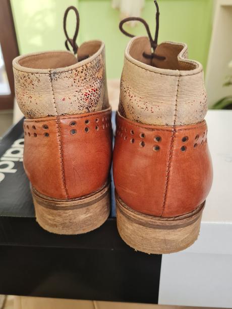 Kožené topátky č.38, 38