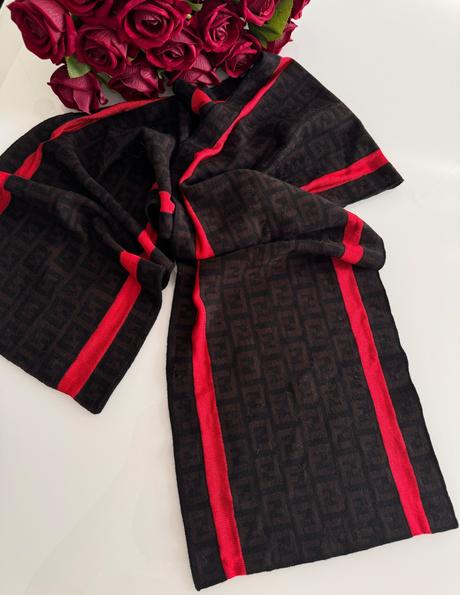 Fendi - kvalitný šál, 