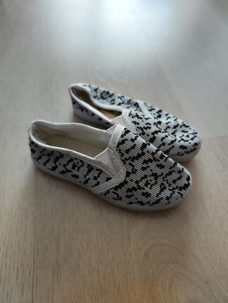Papučky, prezúvky, 26