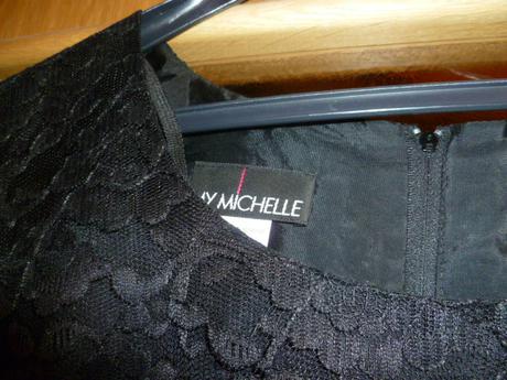 Čipkované šaty, 38