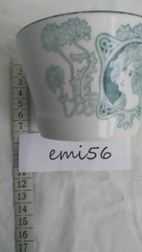 3239. šálka znač., 