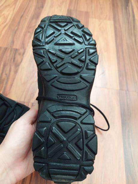 Letne turisticke topanky, adidas,37