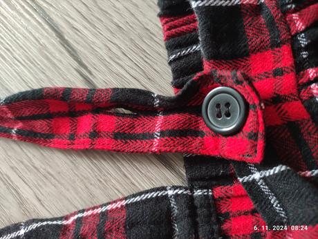 Červená karovaná sukňa, pepco,128