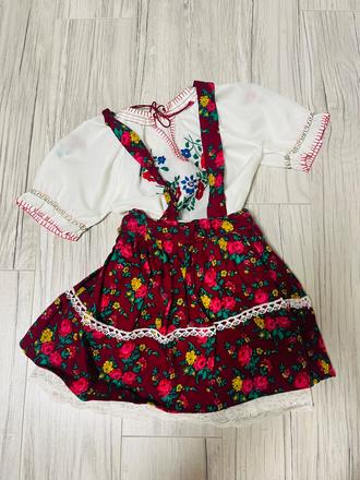 Dievčenský kroj 110, 110