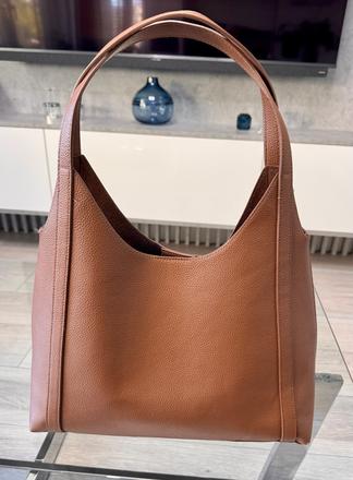 Reserved kabelka, reserved