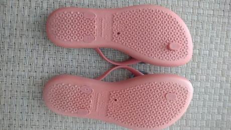 Plážové šľapky č. 29/30 v púdrovej farbe so srdcom, 29