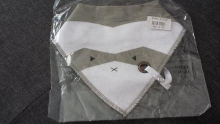 Šatka na krk so šnúrkou na cumlík, 