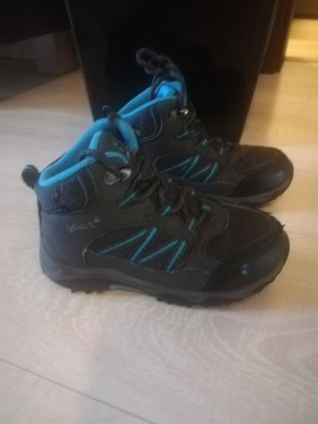 Turistické topanky, 26