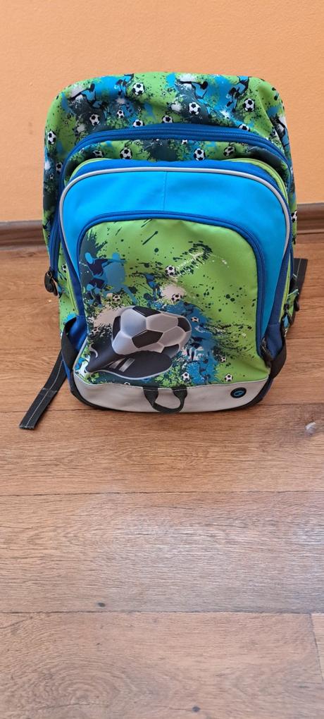 Chlapčenský školský batoh, 