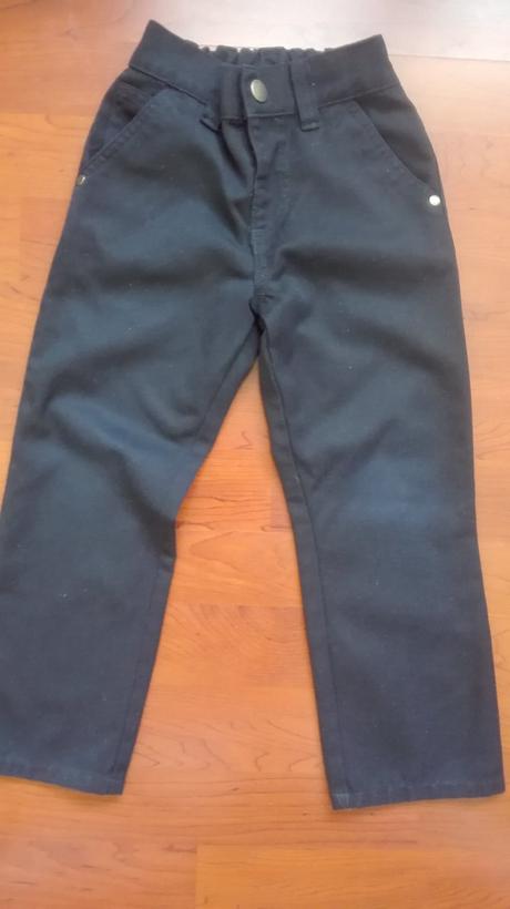 Spoločenské nohavice, 110