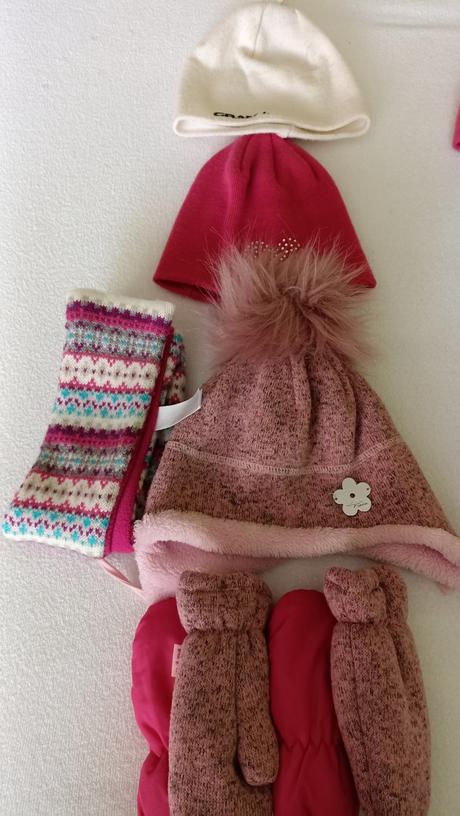 3xčiapka veľkosť 50-52, 50