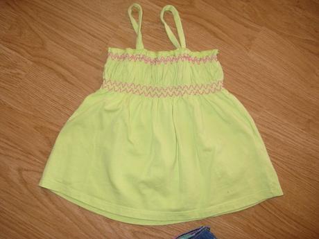 Vyšívané riflíky, 92