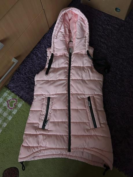 Zateplená vesta veľ. s, s