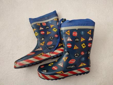 Gumené čižmy, 35
