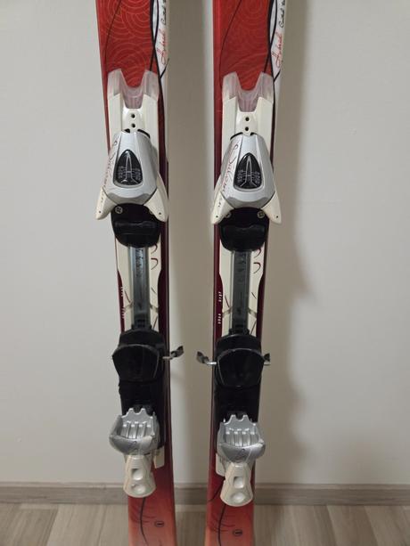 Dámske lyže salomon 162 cm, salomon,160-169 cm