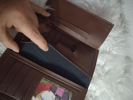 Puzdro na mobil a doklady,