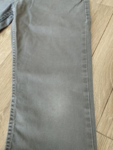 Nohavice, in extenso,152