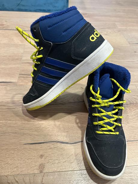 Botasky, adidas,37